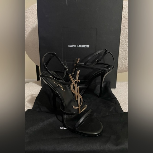 YSL Heels - Picture 2 of 10